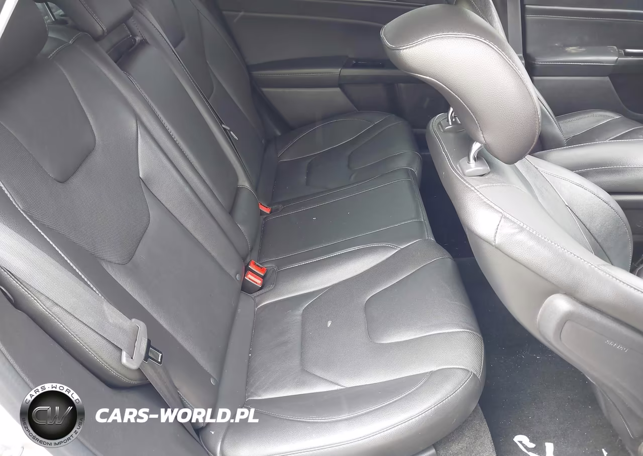 2016 Ford Fusion Titanium VIN:3FA6P0K97GR265287 - 8