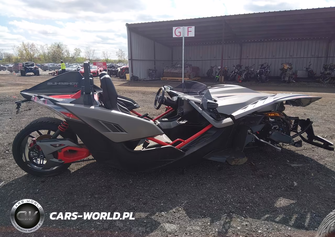 2024 Polaris Slingshot R VIN:57XAARHB7R8165240 - 14
