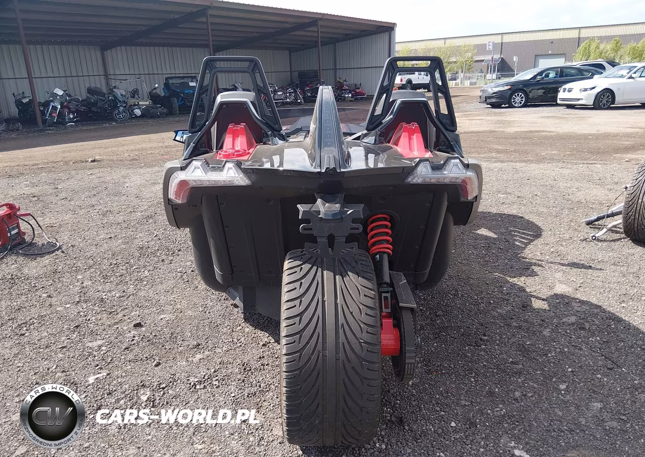 2024 Polaris Slingshot R VIN:57XAARHB7R8165240 - 17