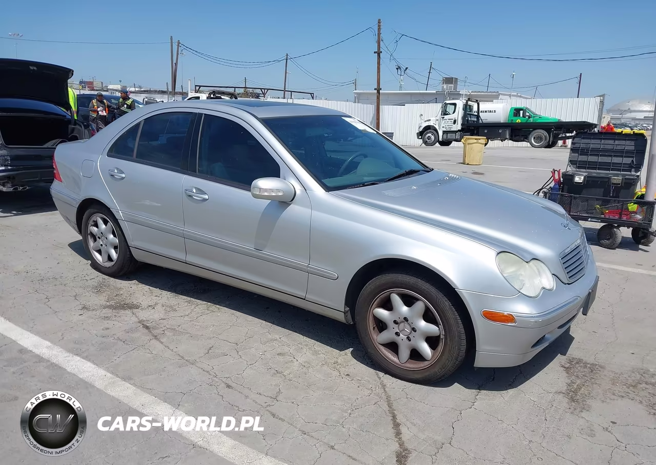 2002 Mercedes-Benz C 240