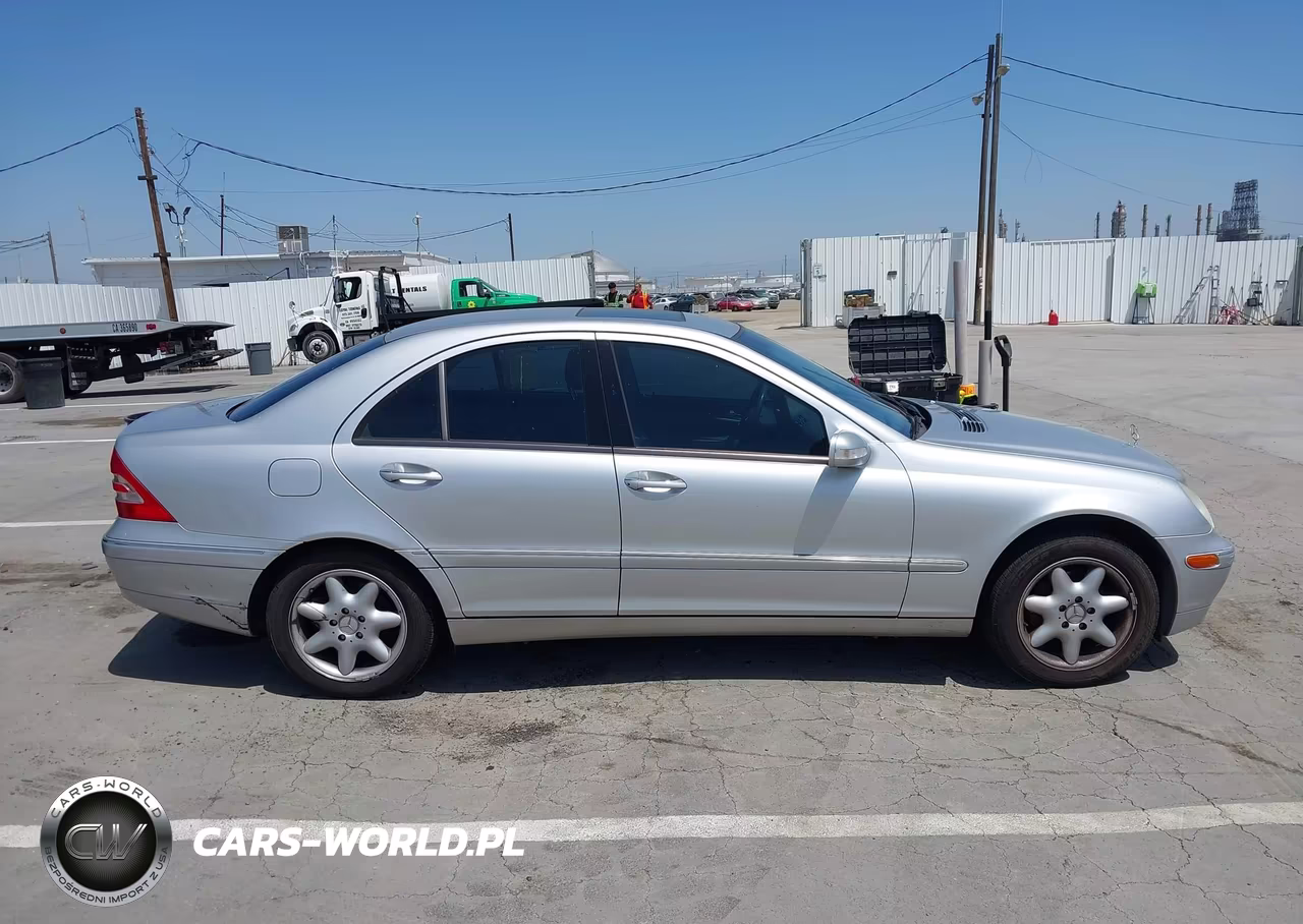2002 Mercedes-Benz C 240 VIN:WDBRF61J42F166844 - 13