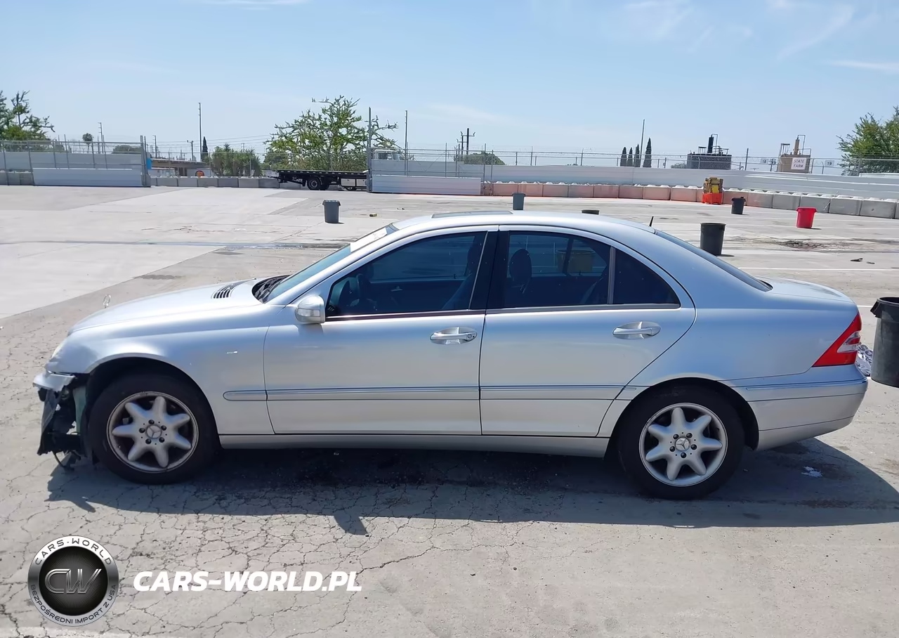 2002 Mercedes-Benz C 240 VIN:WDBRF61J42F166844 - 14