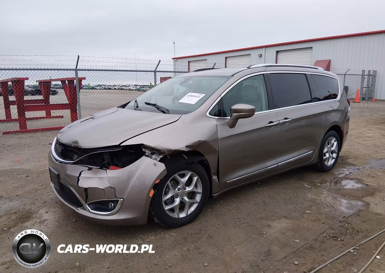 2018 Chrysler Pacifica Touring L Plus VIN:2C4RC1EGXJR271312 - 2
