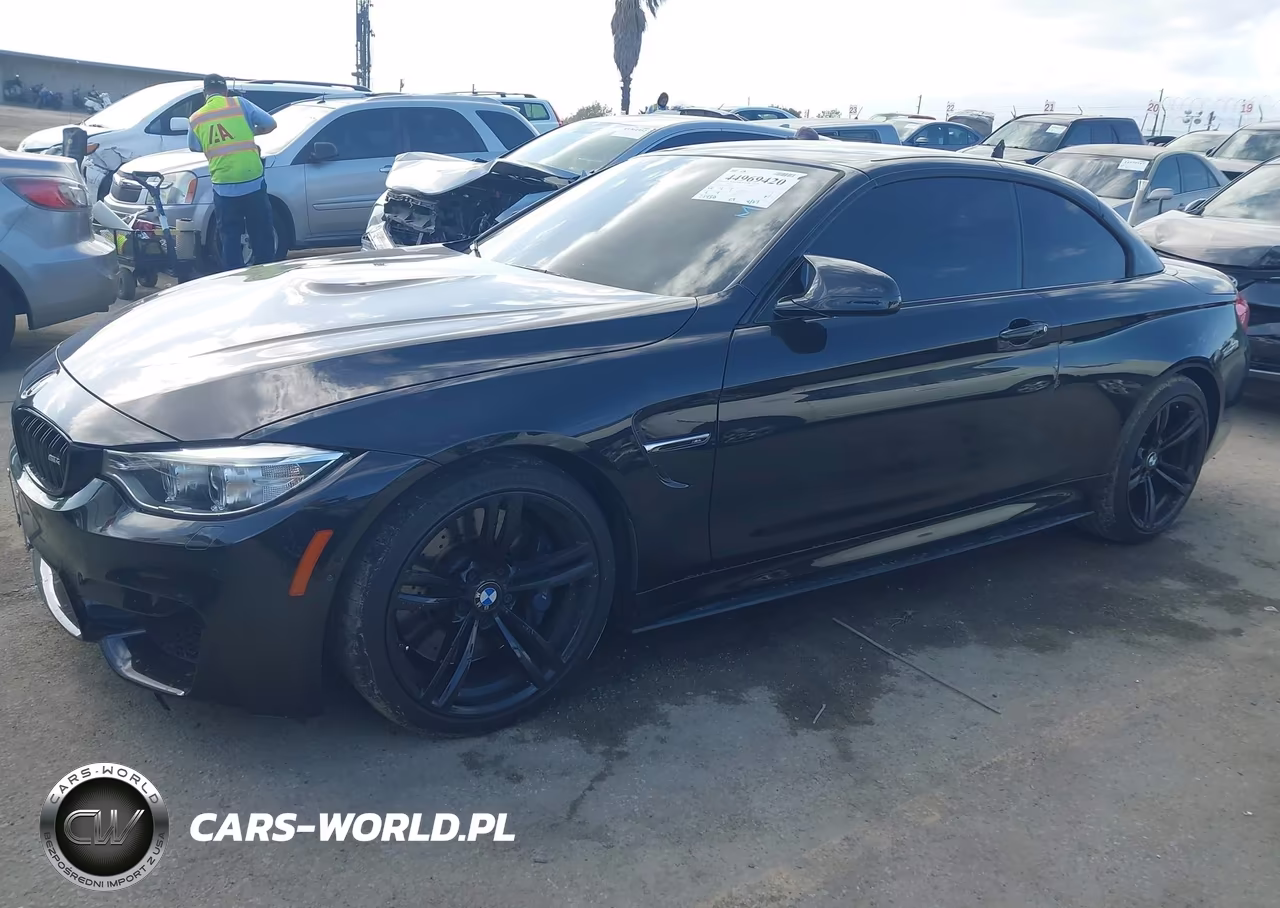 2015 BMW M4 VIN:WBS3U9C56FP968383 - 2