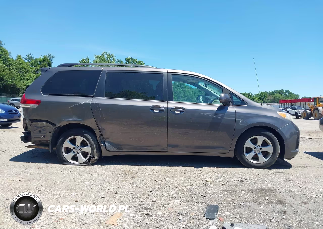 2013 Toyota Sienna Le V6 8 Passenger VIN:5TDKK3DC8DS374464 - 13