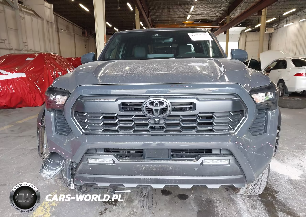 2024 Toyota Tacoma Trd Off Road VIN:3TMLB5JN0RM084944 - 12