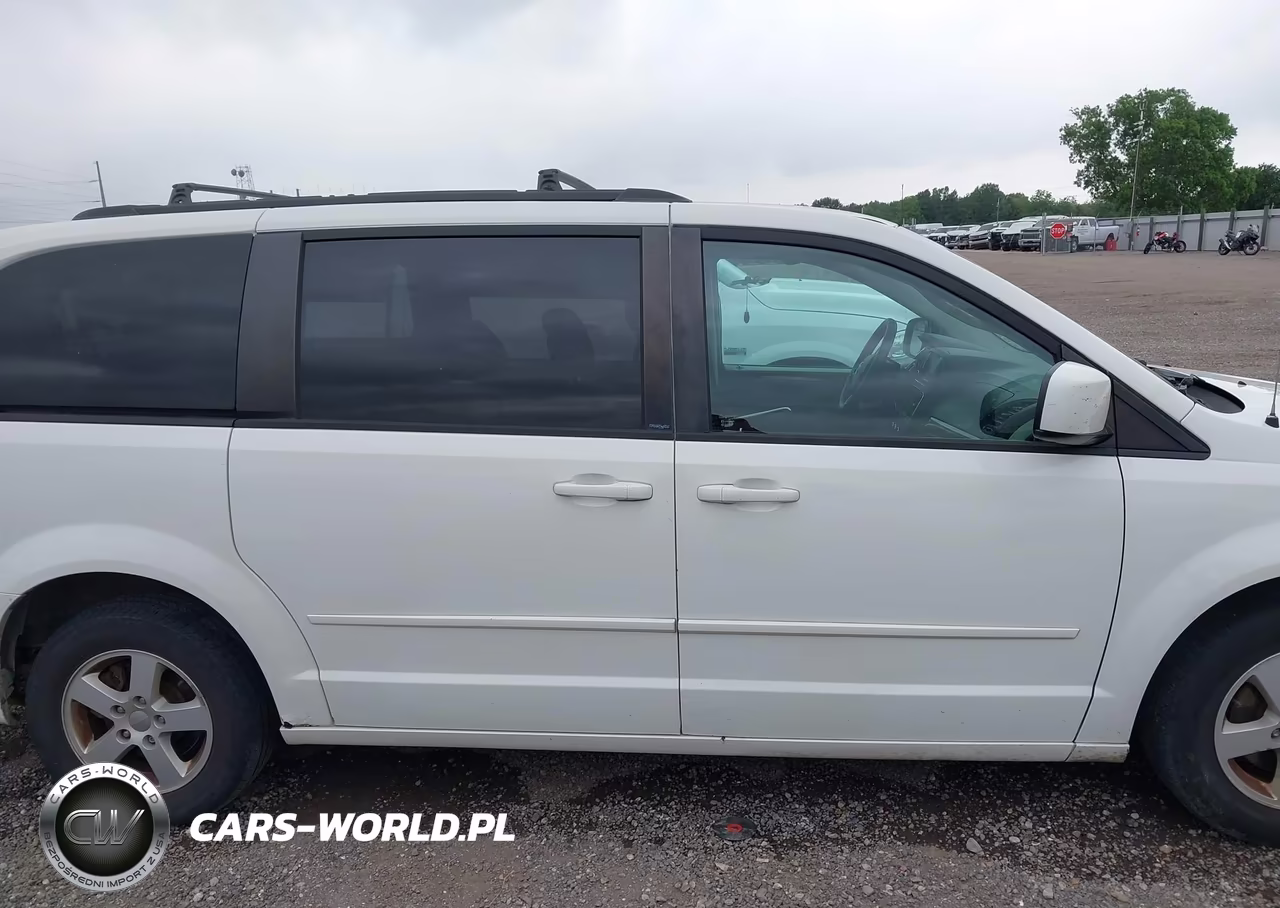 2013 Dodge Grand Caravan Sxt VIN:2C4RDGCG9DR637106 - 13