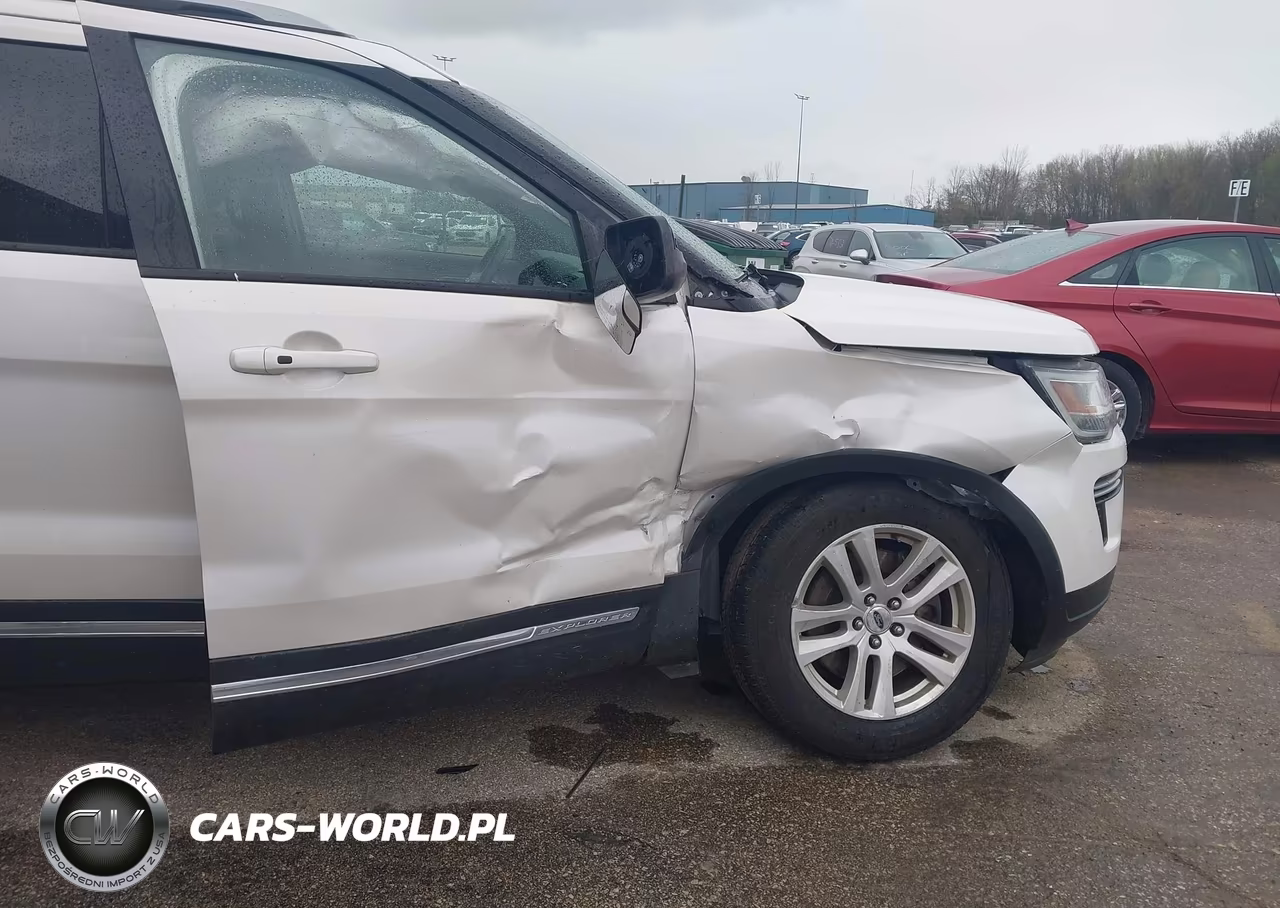 2018 Ford Explorer Xlt VIN:1FM5K8D80JGC82403 - 6