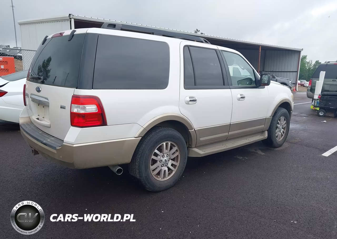 2011 Ford Expedition Xlt VIN:1FMJU1J5XBEF18045 - 4