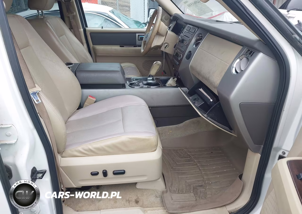 2011 Ford Expedition Xlt VIN:1FMJU1J5XBEF18045 - 5