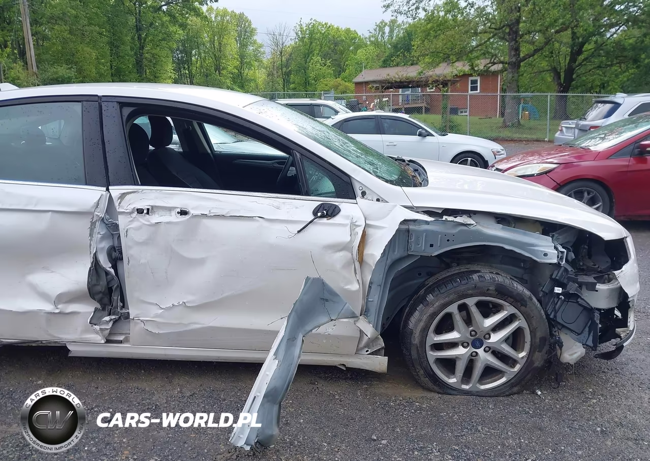 2019 Ford Fusion Se VIN:3FA6P0HD5KR229845 - 17