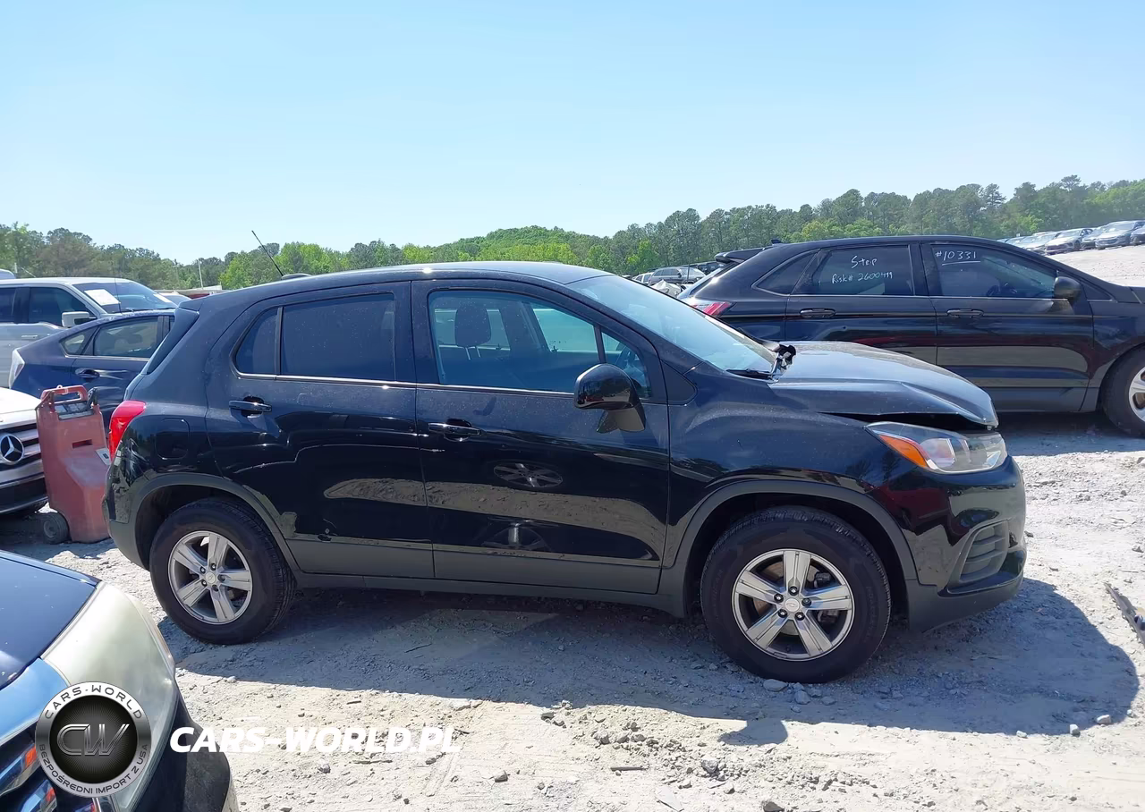 2020 Chevrolet Trax Awd Ls VIN:3GNCJNSB8LL256262 - 12