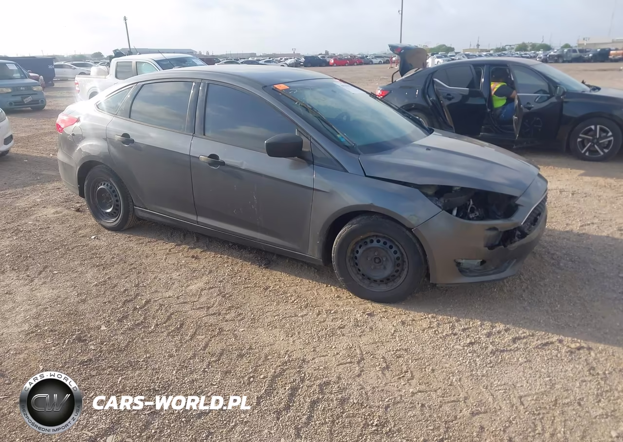 2018 Ford Focus S – zdjęcie 1 z 15