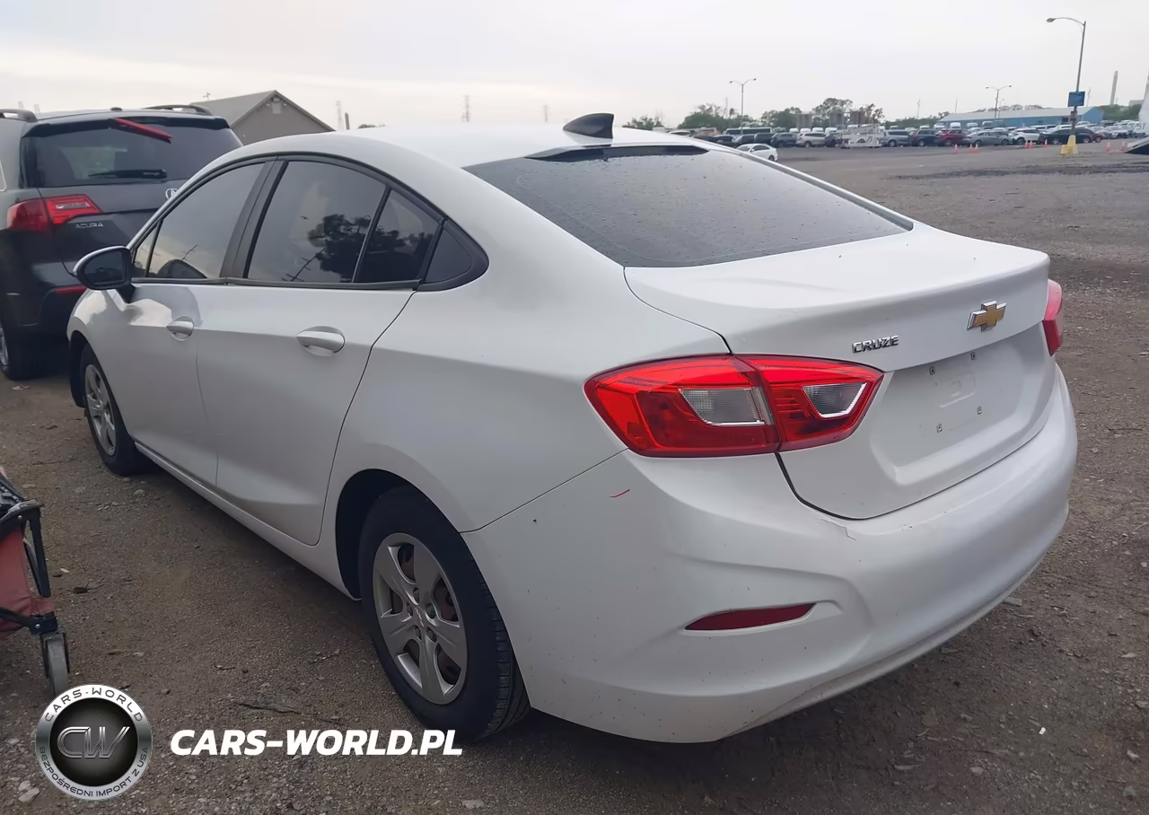 2017 Chevrolet Cruze Ls Auto VIN:1G1BC5SM7H7247475 - 3