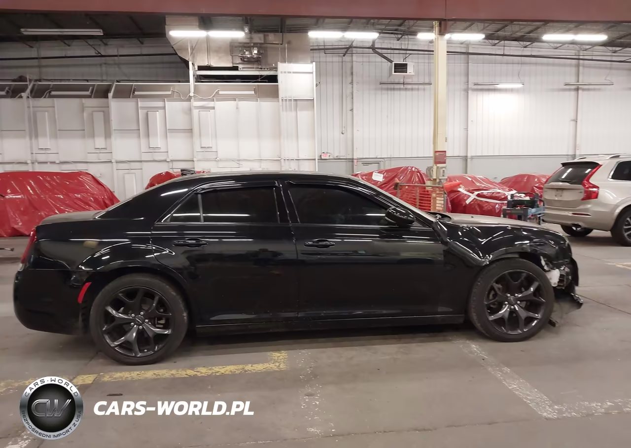 2022 Chrysler 300 S VIN:2C3CCABG7NH184431 - 12