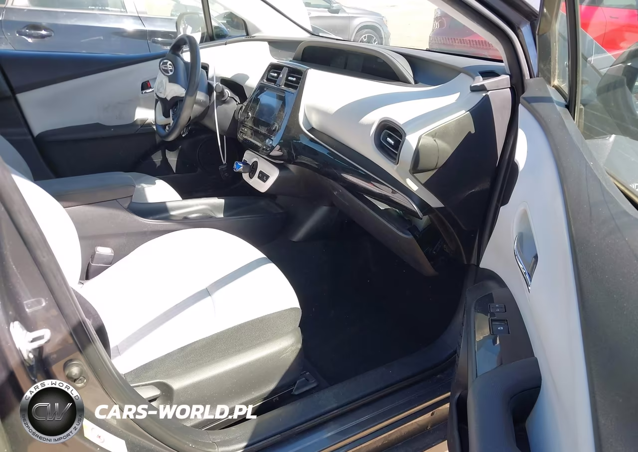 2017 Toyota Prius Two VIN:JTDKBRFU9H3038337 - 5