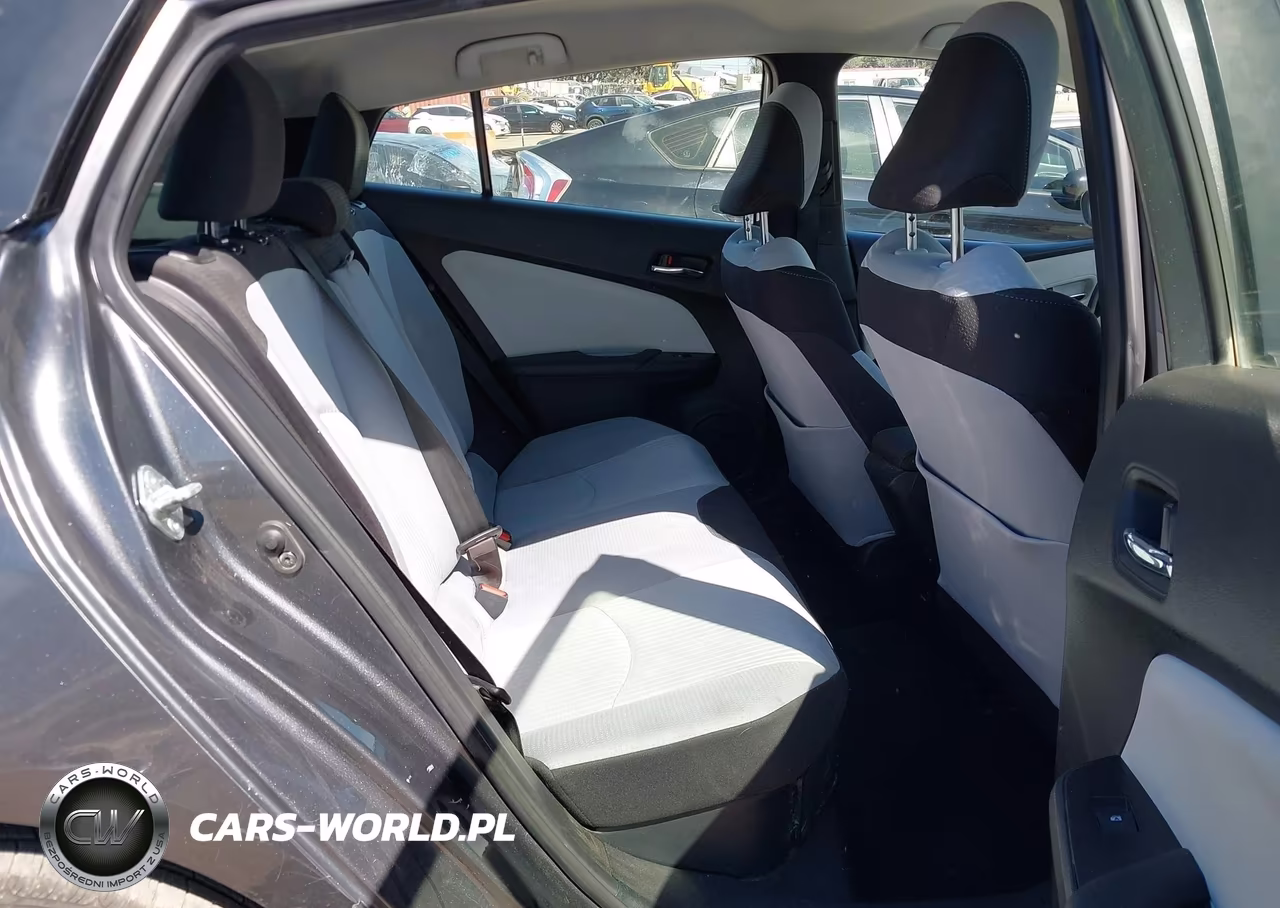 2017 Toyota Prius Two VIN:JTDKBRFU9H3038337 - 8