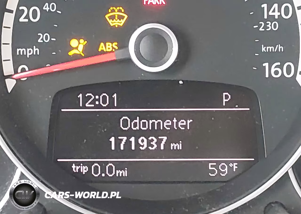 2013 Volkswagen Beetle 2.5L Fender Edition VIN:3VWJX7AT0DM679415 - 16