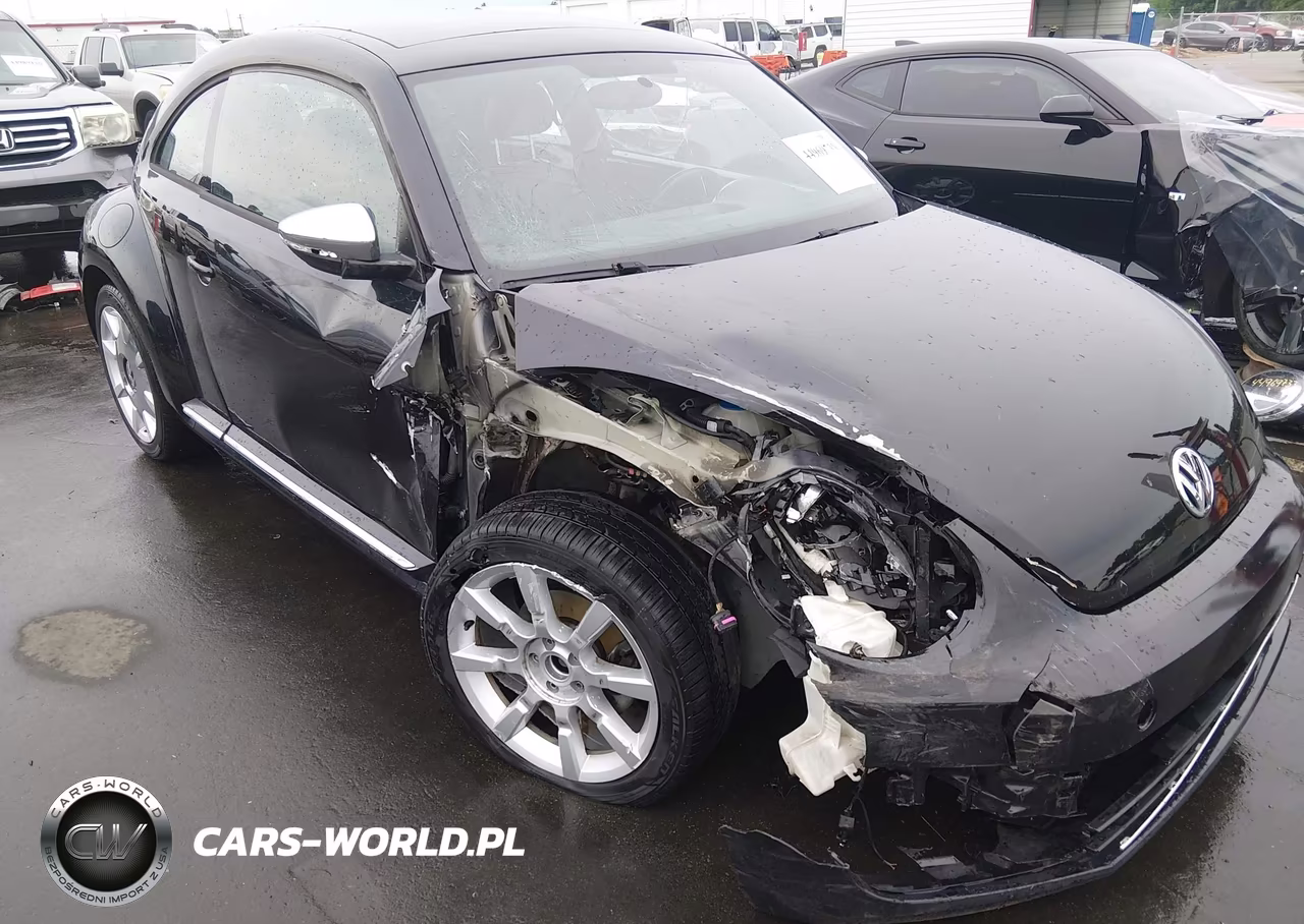 2013 Volkswagen Beetle 2.5L Fender Edition VIN:3VWJX7AT0DM679415 - 6