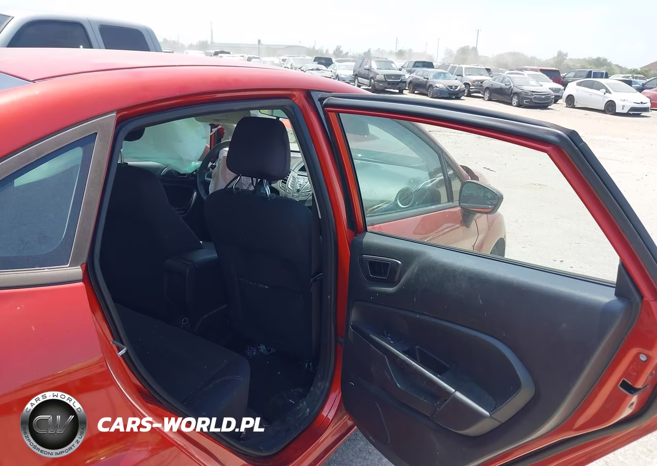 2018 Ford Fiesta Se VIN:3FADP4BJ3JM142647 - 8