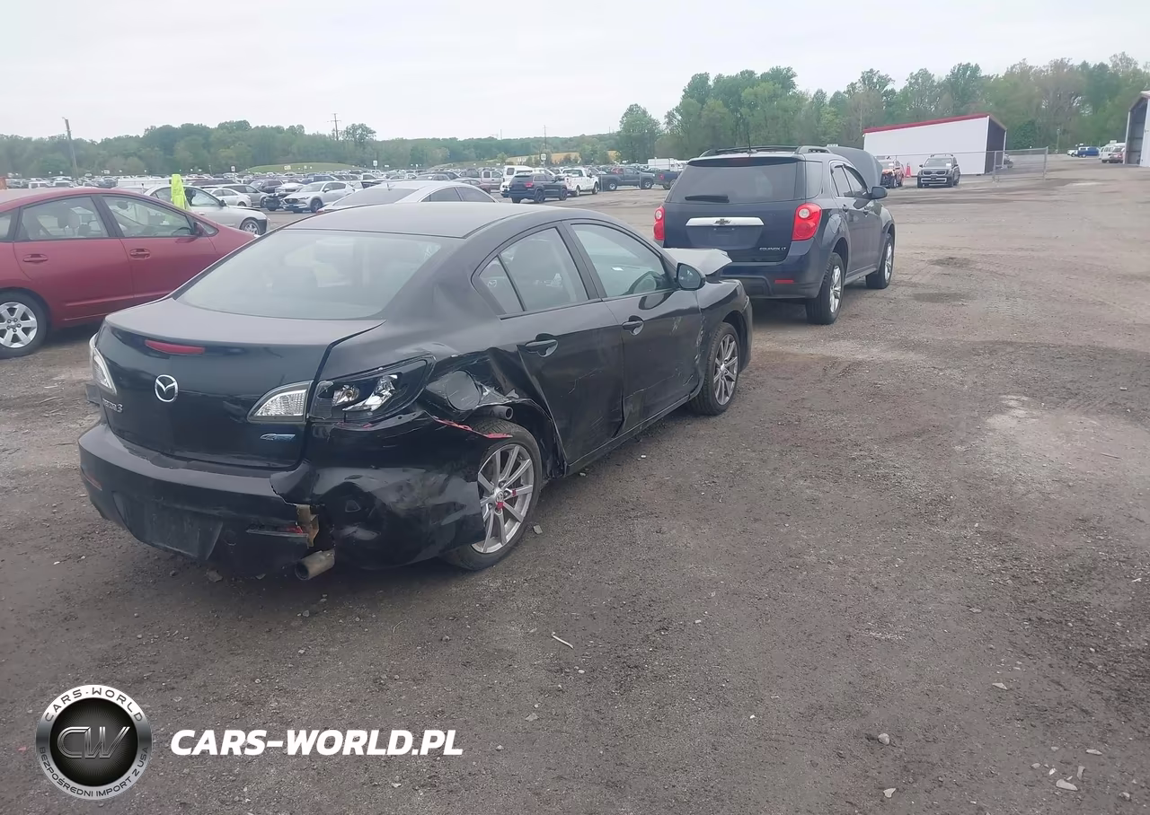 2012 Mazda Mazda3 I Touring VIN:JM1BL1V88C1542384 - 4