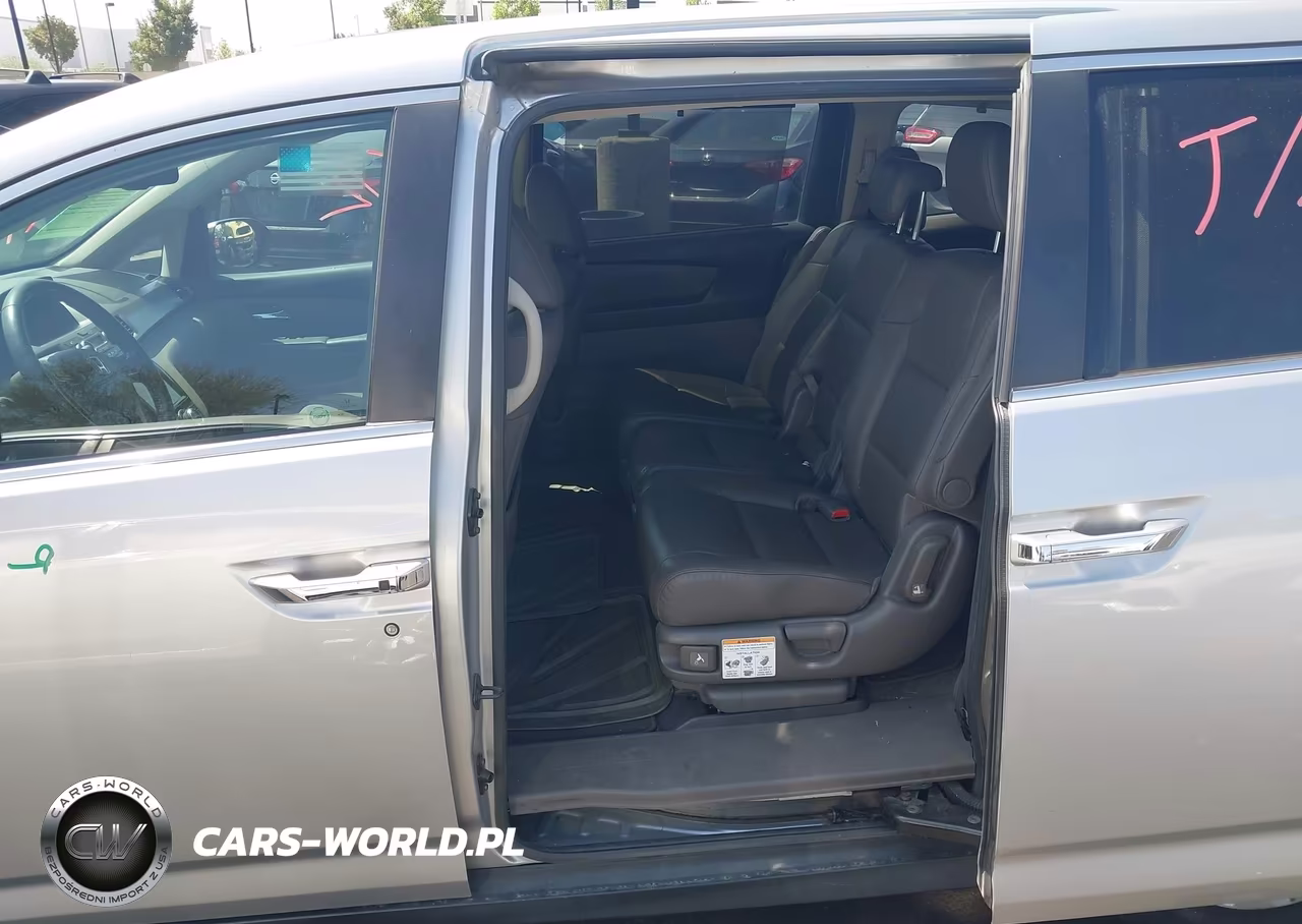 2015 Honda Odyssey Ex-L VIN:5FNRL5H63FB049725 - 8