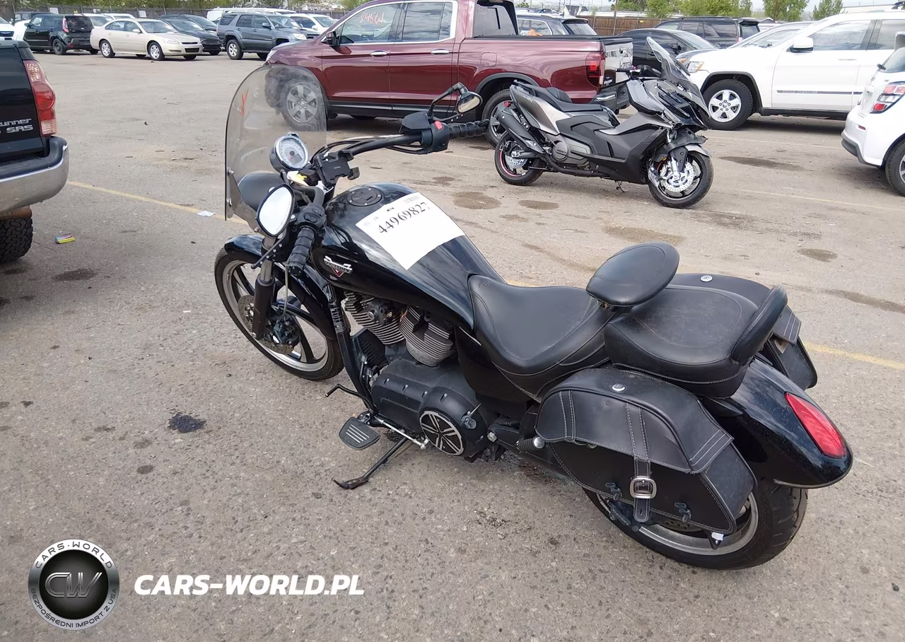 2014 Victory Motorcycles Vegas 8-Ball VIN:5VPGA36N4E3032635 - 3