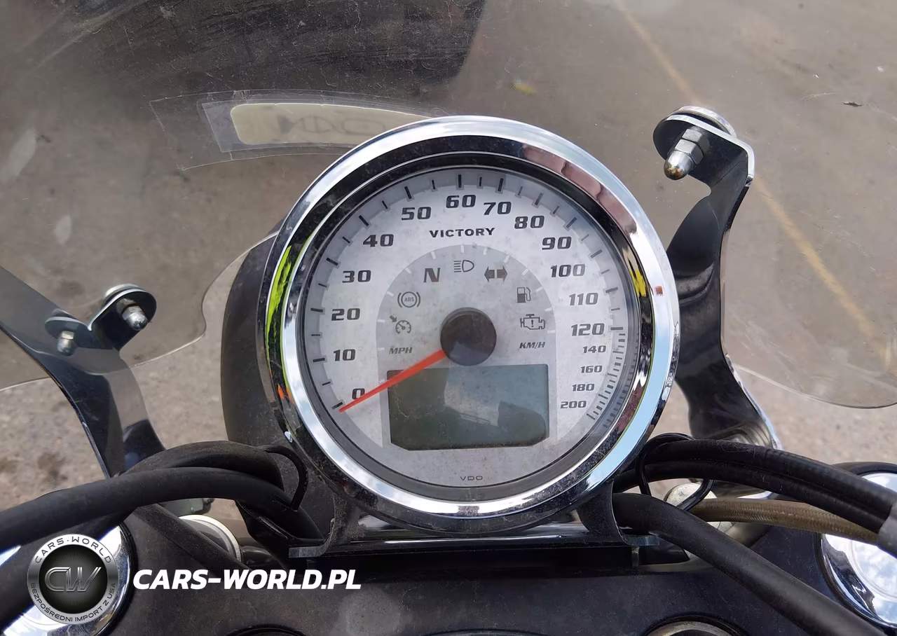 2014 Victory Motorcycles Vegas 8-Ball VIN:5VPGA36N4E3032635 - 7