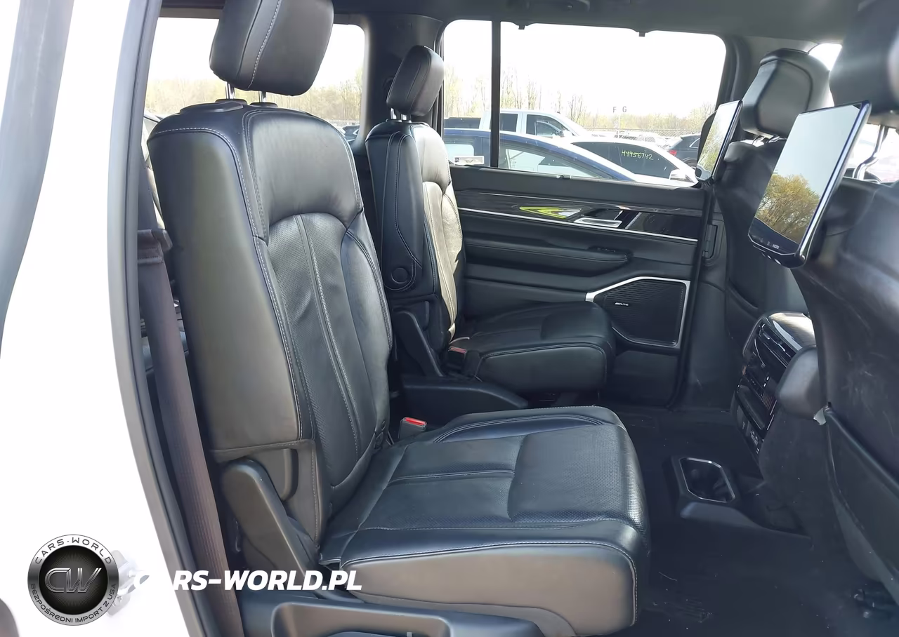 2022 Jeep Wagoneer Series Iii 4X4 VIN:1C4SJVDT9NS108216 - 8