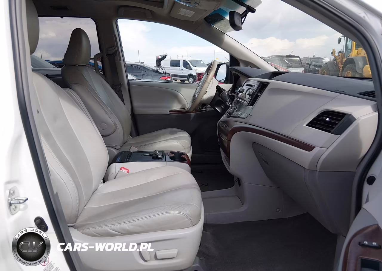 2012 Toyota Sienna Xle V6 8 Passenger VIN:5TDYK3DC1CS248343 - 5
