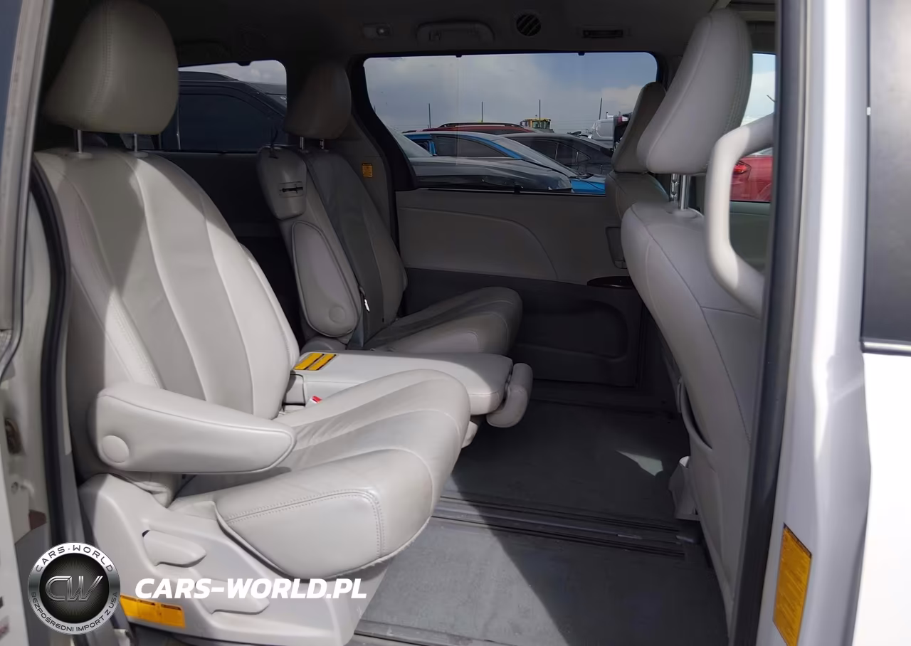 2012 Toyota Sienna Xle V6 8 Passenger VIN:5TDYK3DC1CS248343 - 8