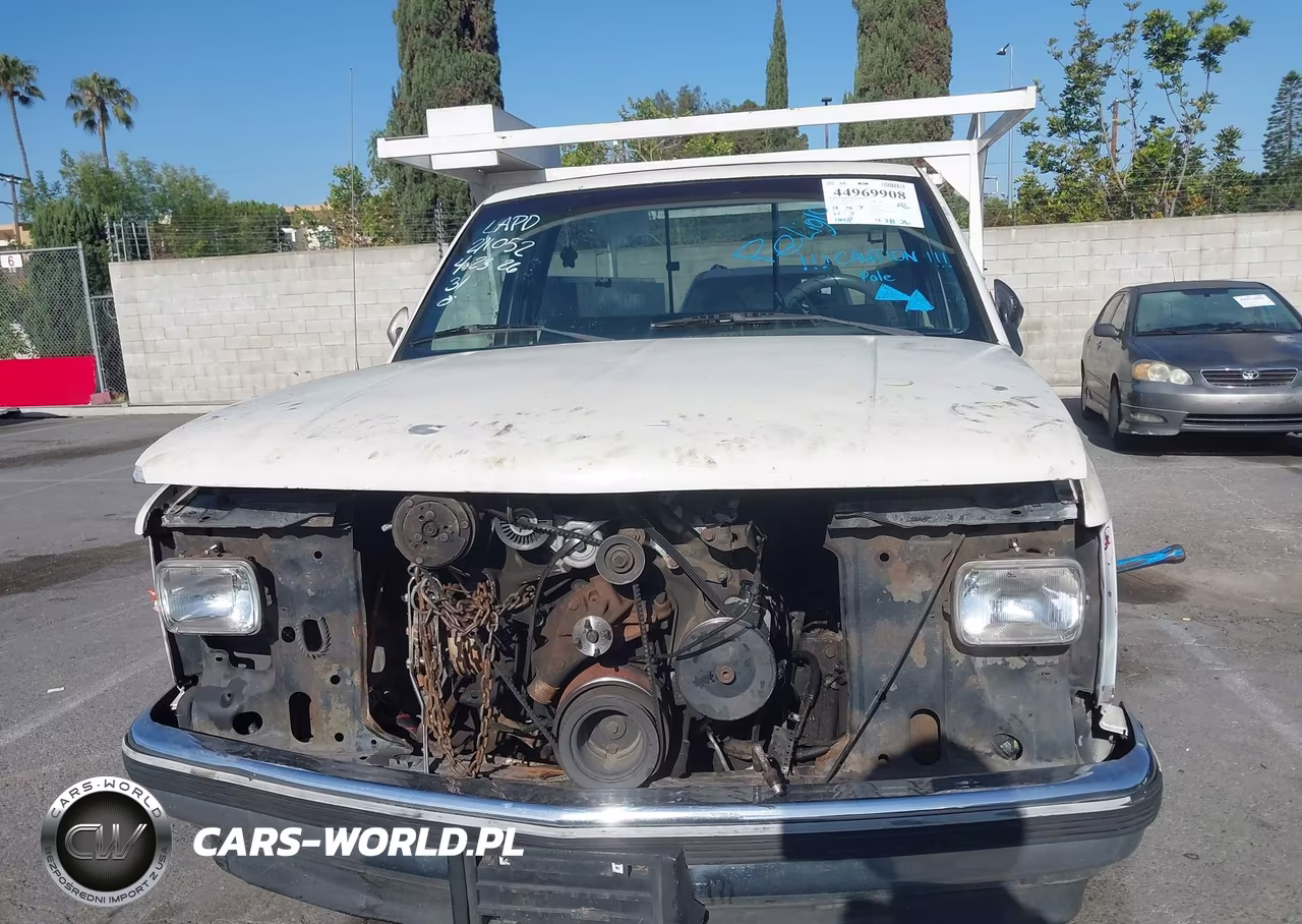 1989 Chevrolet Gmt-400 C2500 VIN:1GCGC24K3KE271542 - 12