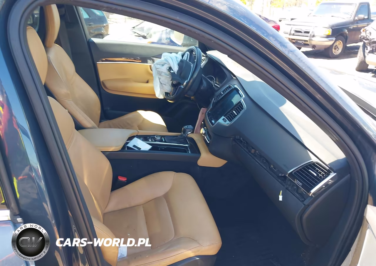 2018 Volvo Xc90 T6 Momentum VIN:YV4A22PK0J1358385 - 5