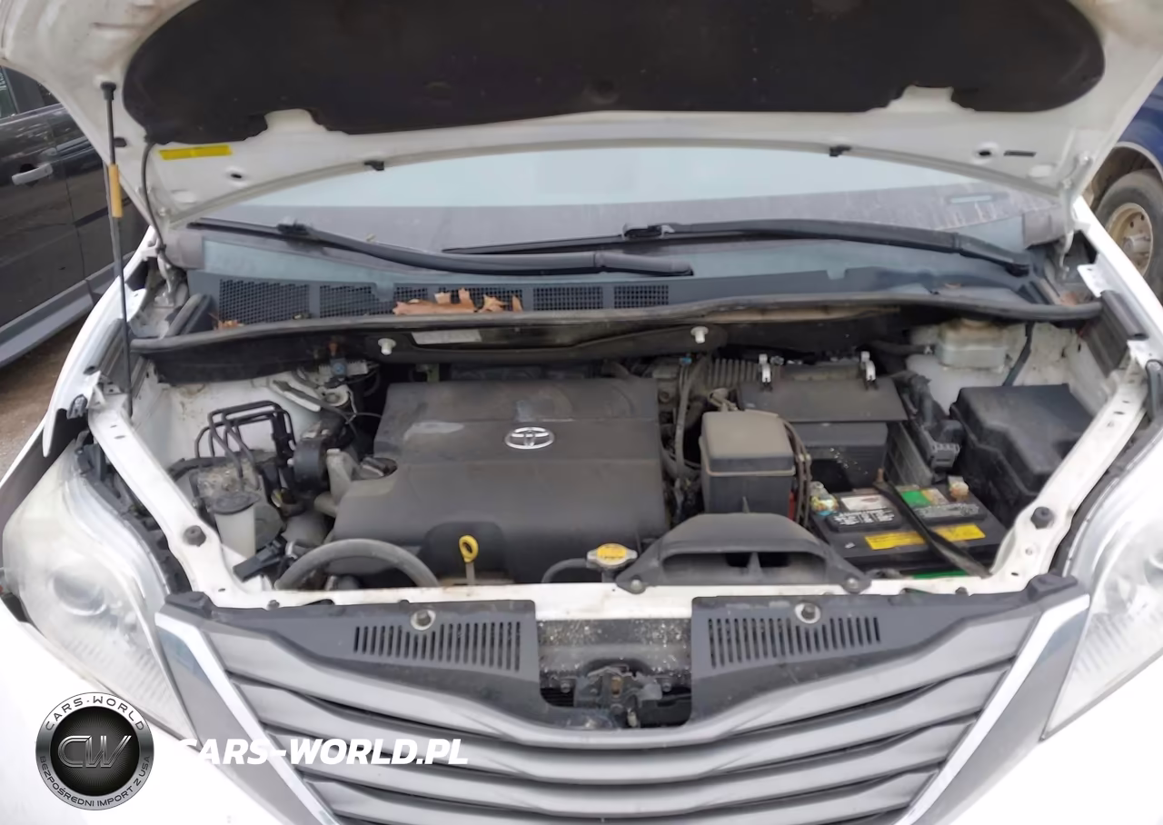 2013 Toyota Sienna Xle V6 8 Passenger VIN:5TDYK3DC8DS305736 - 10