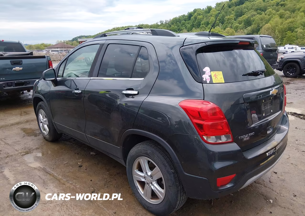 2018 Chevrolet Trax Lt VIN:KL7CJPSB6JB725042 - 3