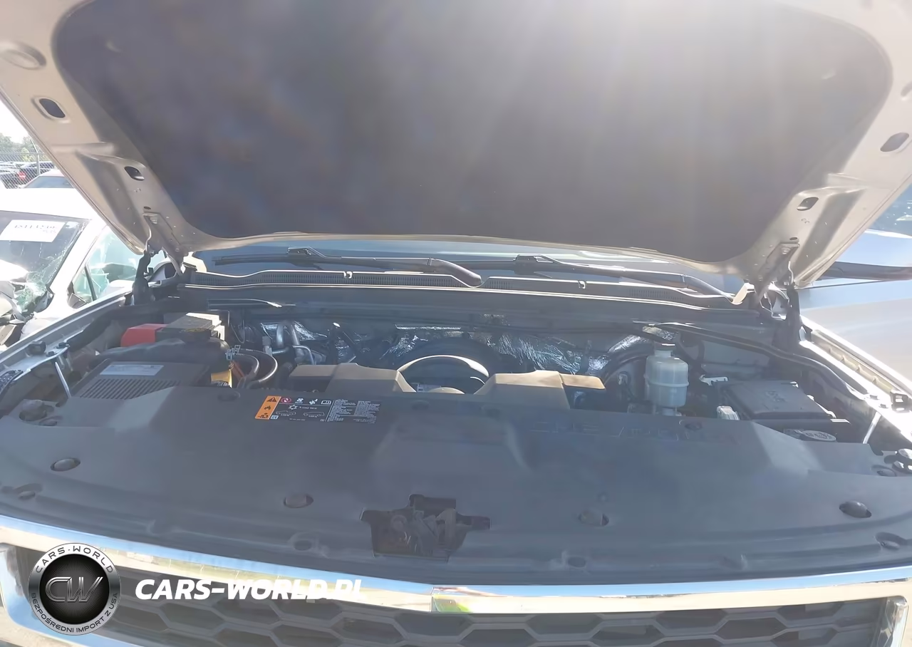 2018 Chevrolet Suburban Lt VIN:1GNSCHKC1JR248834 - 10