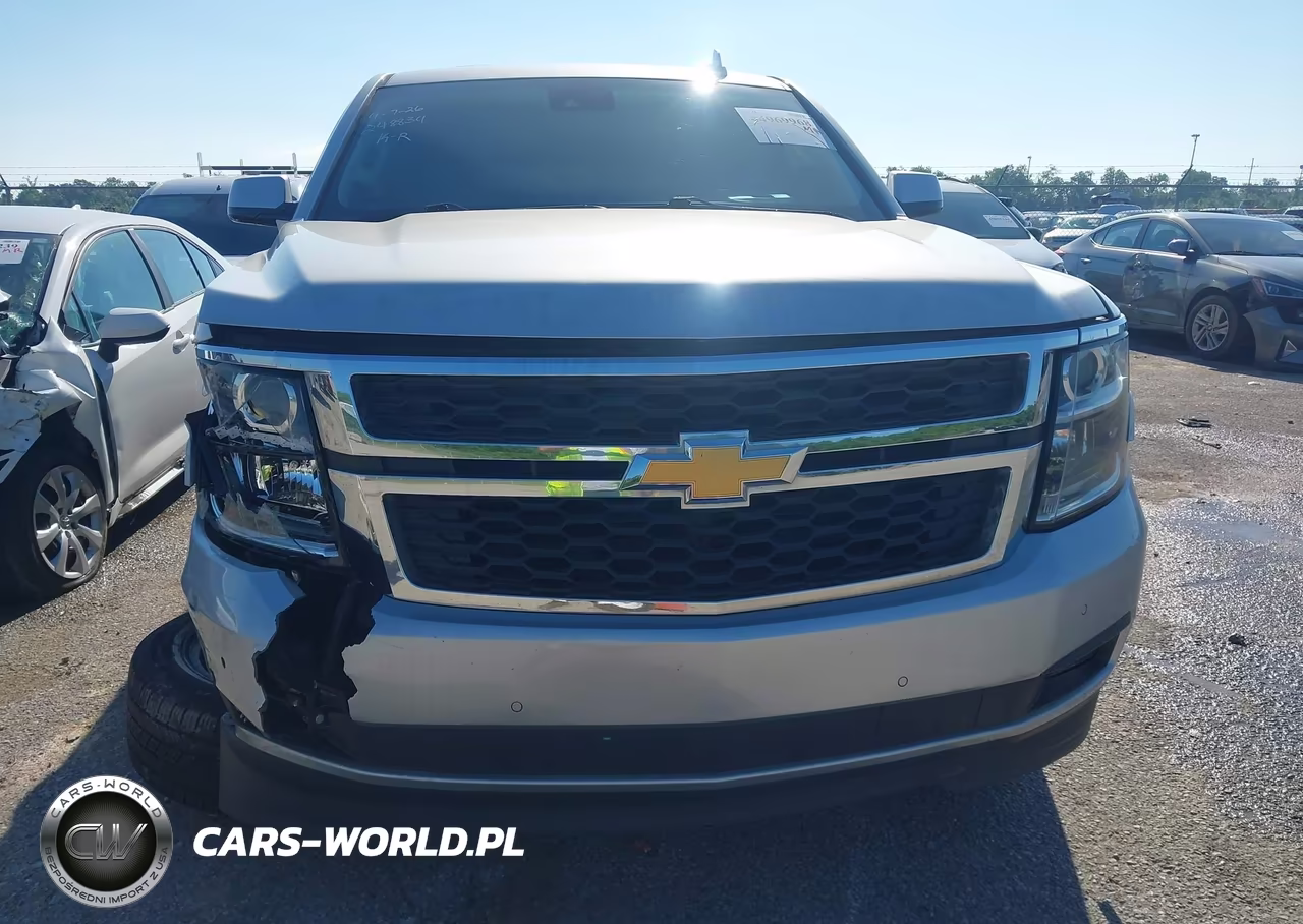 2018 Chevrolet Suburban Lt VIN:1GNSCHKC1JR248834 - 12