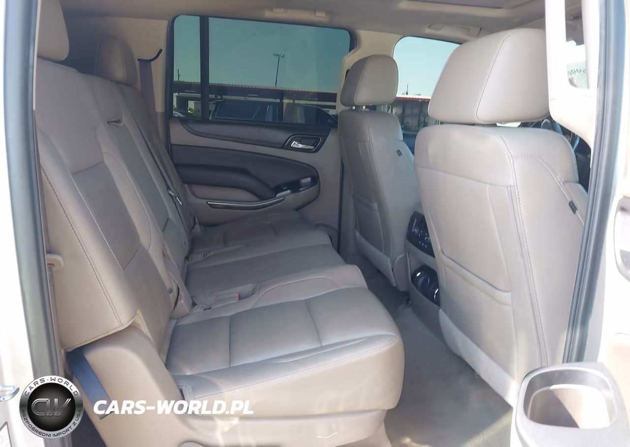 2018 Chevrolet Suburban Lt VIN:1GNSCHKC1JR248834 - 8