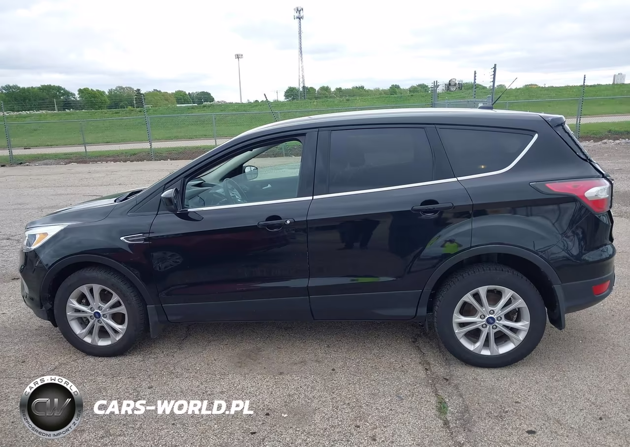 2017 Ford Escape Se VIN:1FMCU0GD0HUB21685 - 14