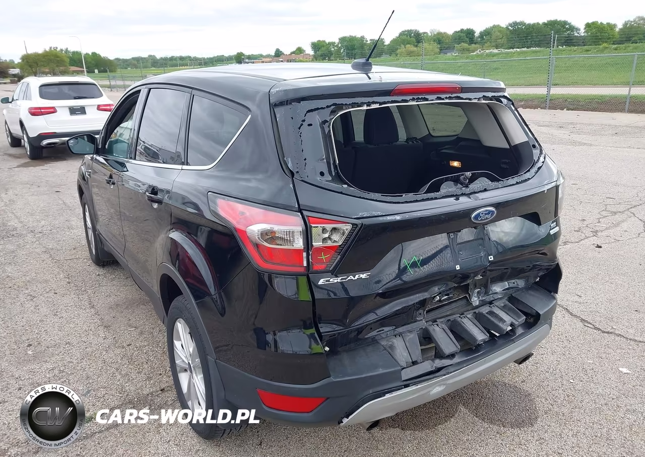 2017 Ford Escape Se VIN:1FMCU0GD0HUB21685 - 3