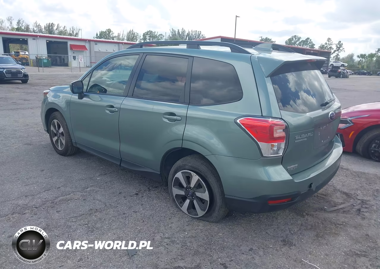 2018 Subaru Forester 2.5I Premium VIN:JF2SJAGC5JH577509 - 3