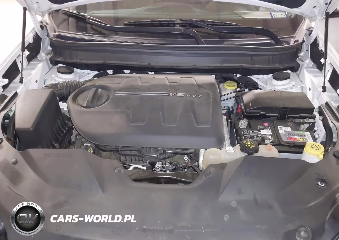 2020 Jeep Cherokee Altitude 4X4 VIN:1C4PJMLX5LD593752 - 10