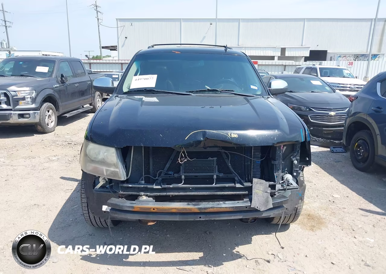 2011 Chevrolet Tahoe Lt VIN:1GNSCBE07BR197629 - 13