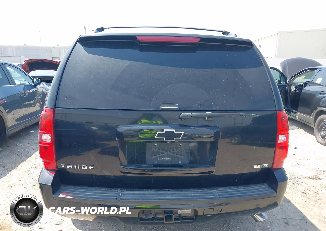 2011 Chevrolet Tahoe Lt VIN:1GNSCBE07BR197629 - 17