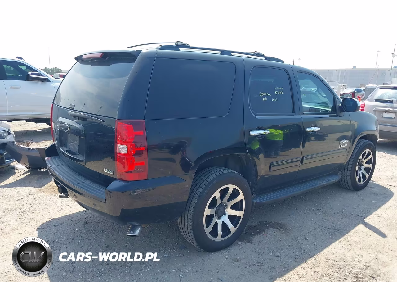 2011 Chevrolet Tahoe Lt VIN:1GNSCBE07BR197629 - 4