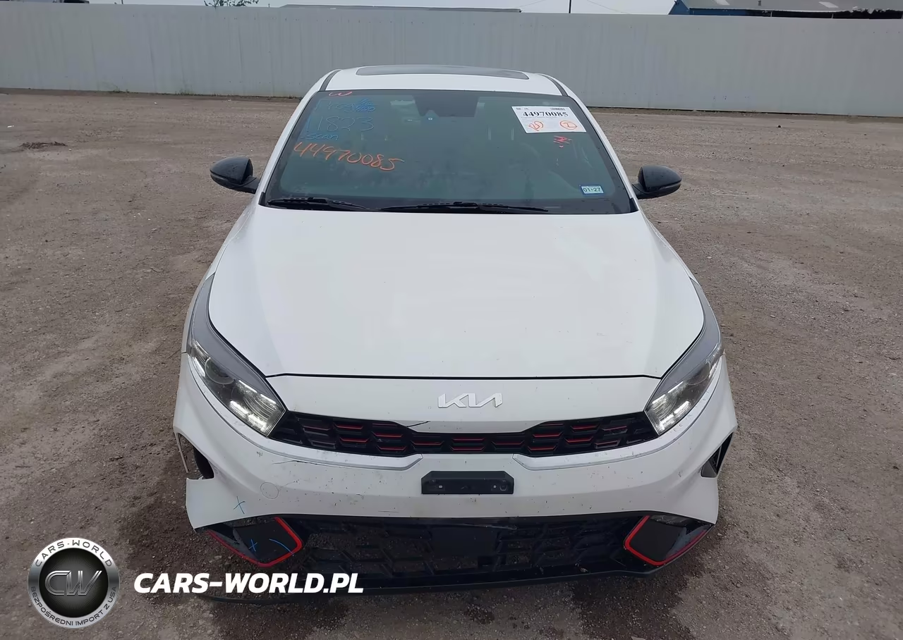 2024 Kia Forte Gt-Line VIN:3KPF54AD7RE718797 - 12