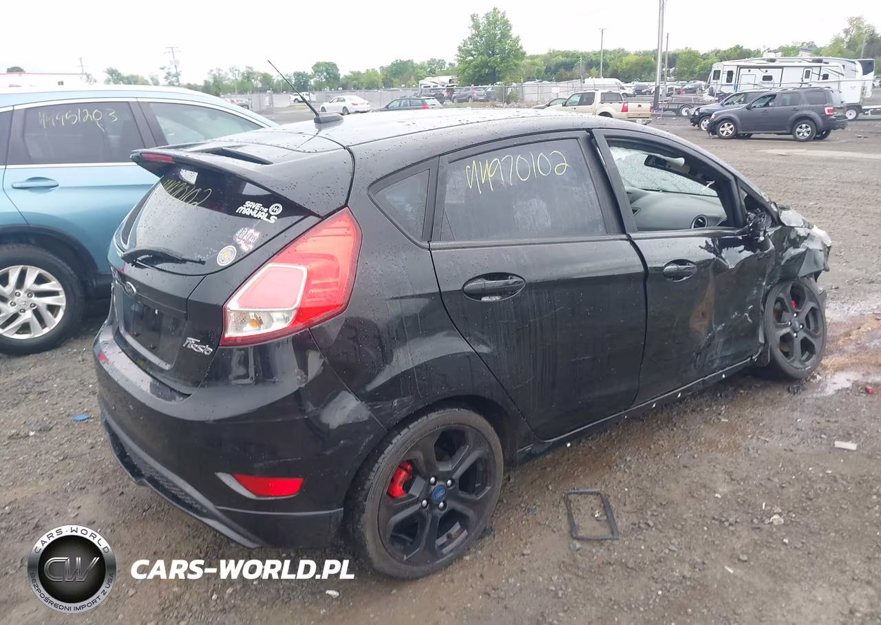 2019 Ford Fiesta St VIN:3FADP4GX7KM119838 - 4