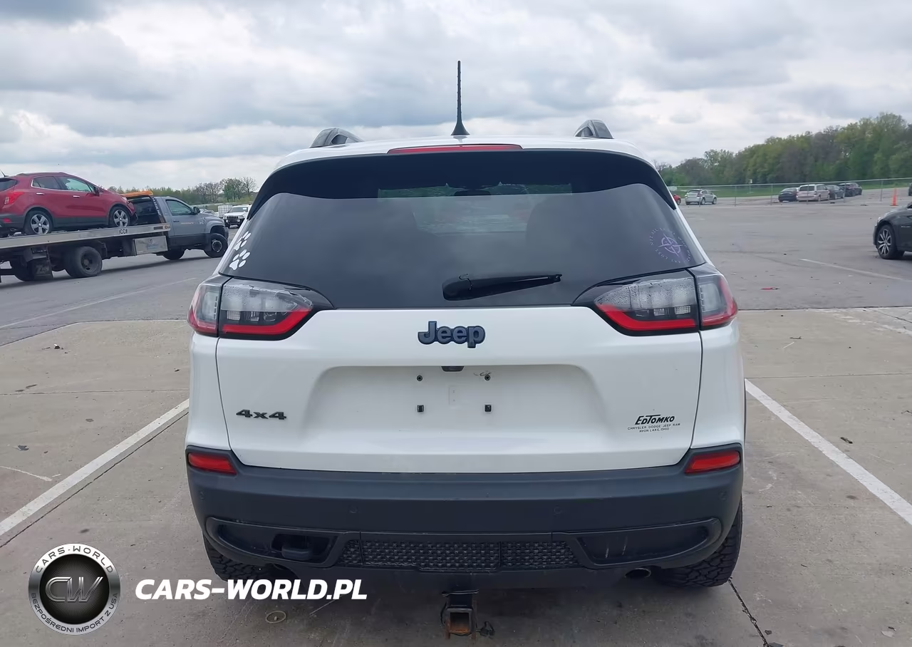2020 Jeep Cherokee Upland 4X4 VIN:1C4PJMCX0LD542854 - 16