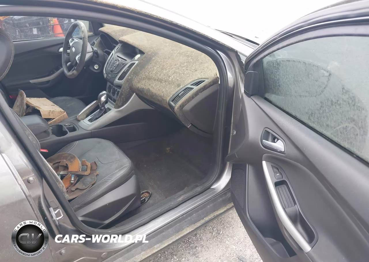 2013 Ford Focus Se VIN:1FADP3K21DL379517 - 5