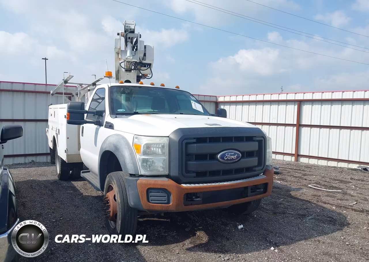 2011 Ford F-450 Chassis Xl